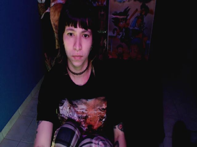 Live sex webcam photo for umaru_michae #252976831