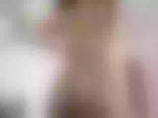 Live sex webcam photo for SexiCanela99 #255325705