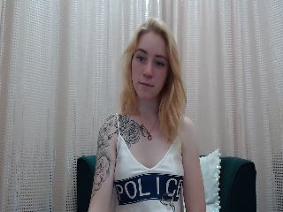 Live sex webcam photo for RedBerryy #251796540