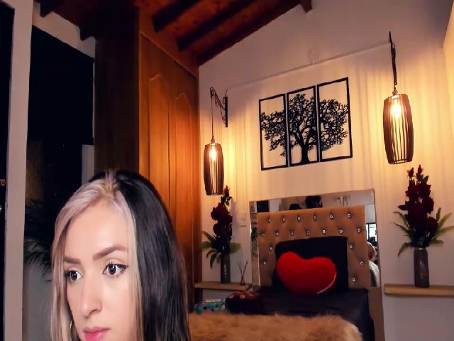 Live sex webcam photo for Saory_kido #253260295