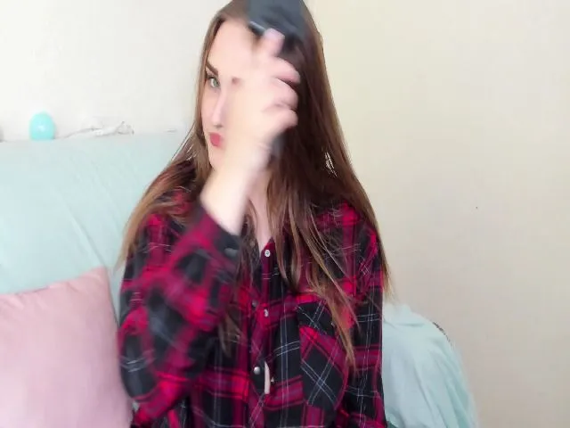 Live sex webcam photo for RubyWalsher #259214232