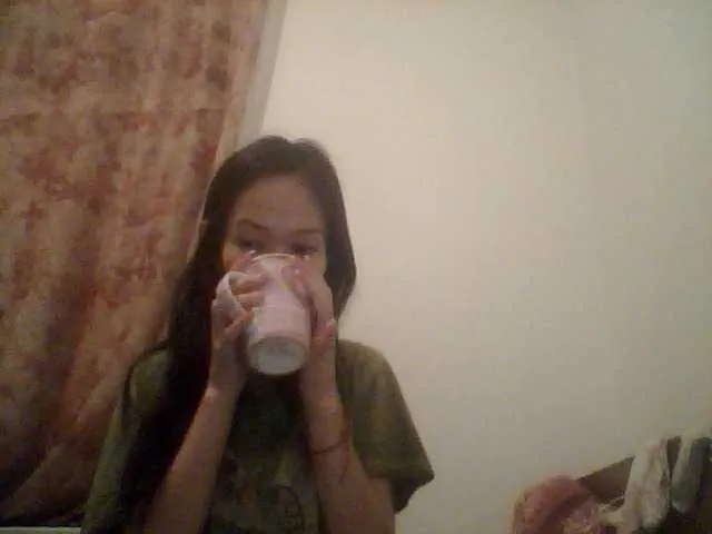 Live sex webcam photo for Manamy #241212981
