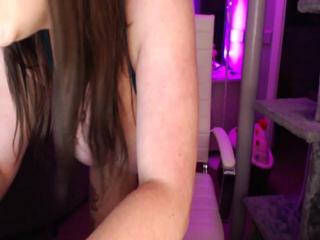 Live sex webcam photo for grumpycatxo #253284340