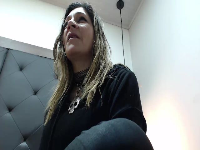 Live sex webcam photo for AnaSaenz #256137018