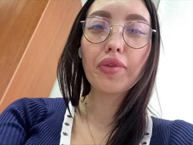 Live sex webcam photo for Maleficenttt #241008339