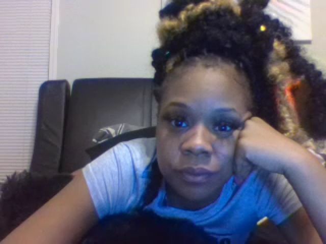 Live sex webcam photo for BeautifulKash #255213924