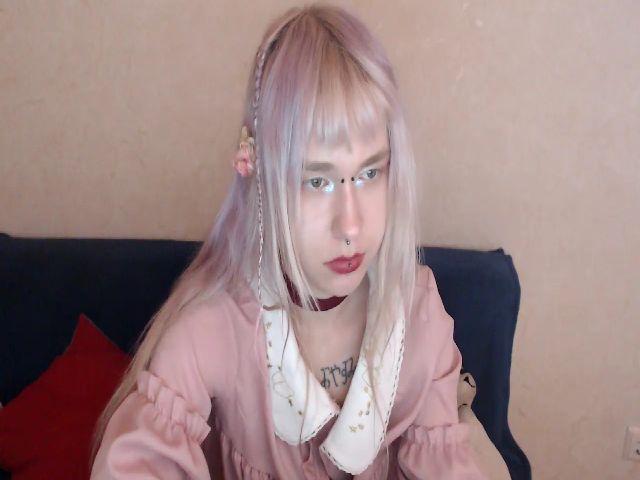 Live sex webcam photo for Killinna #261435056