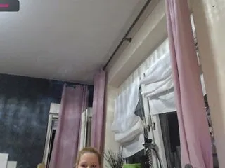 Live sex webcam photo for Mrs-Luder #287956052