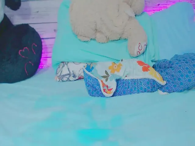 Live sex webcam photo for Lucy_park #253674701