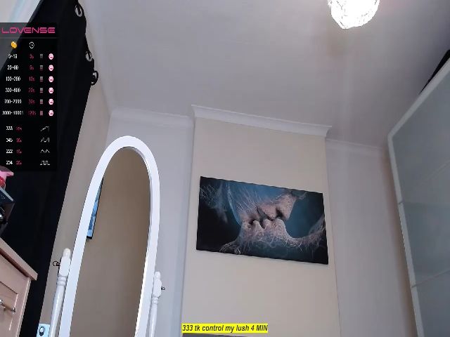 Live sex webcam photo for Bomb_Ass #254255765