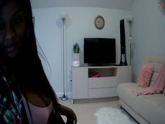 Live sex webcam photo for Florbella1 #265444957