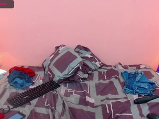 Live sex webcam photo for samantaafox #240778535