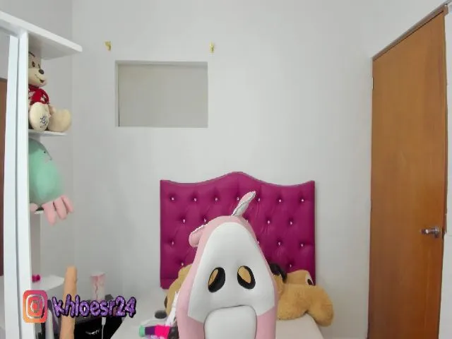 Live sex webcam photo for Khloee_sr #260213960