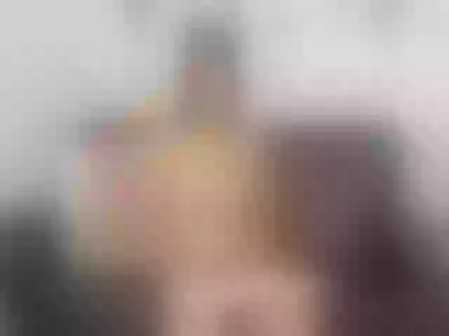 Live sex webcam photo for saracruz1 #258279363