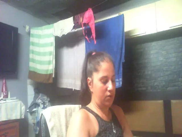 Live sex webcam photo for MGabrielle #261248760