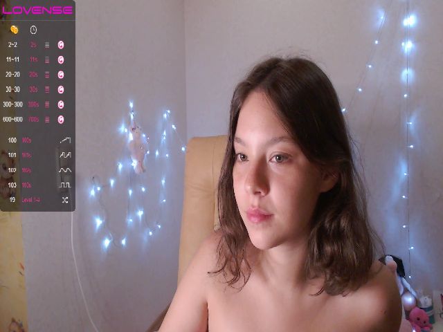 Live sex webcam photo for KusyaSexy #265110672