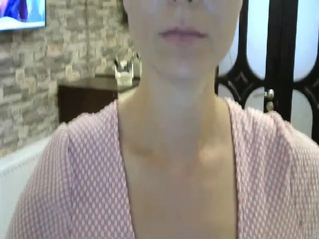 Live sex webcam photo for Velicious7 #255634581