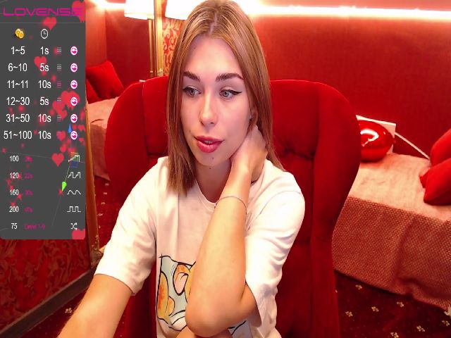 Live sex webcam photo for MeowGirll #261969838