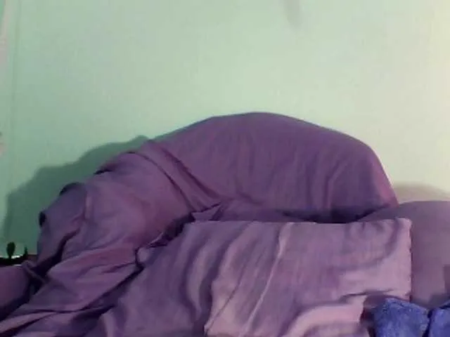 Live sex webcam photo for luvu4everxxx #241268823