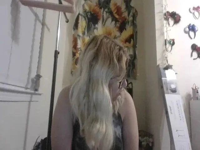 Live sex webcam photo for cozychristine #255228956