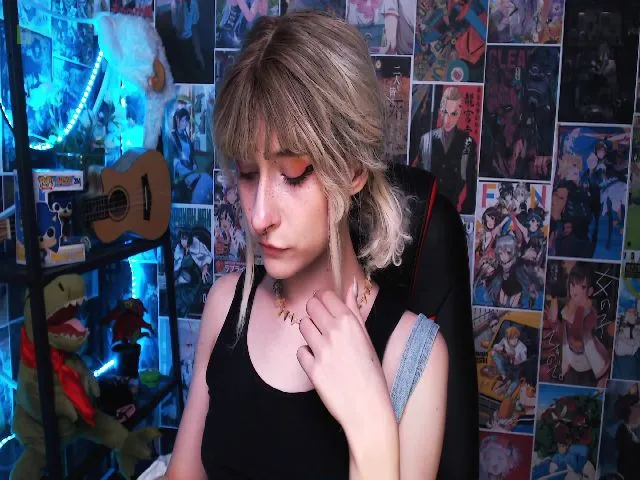 Live sex webcam photo for Manarose27 #260876305