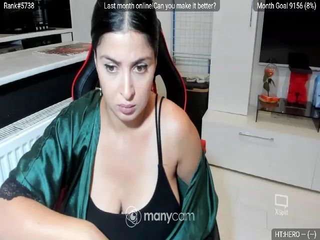 Live sex webcam photo for Littlegirl25 #255759649