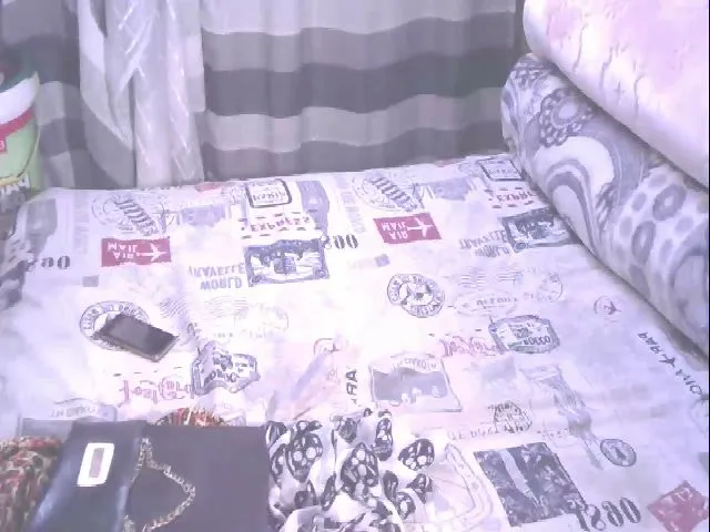 Live sex webcam photo for Sexybooty85 #254719967