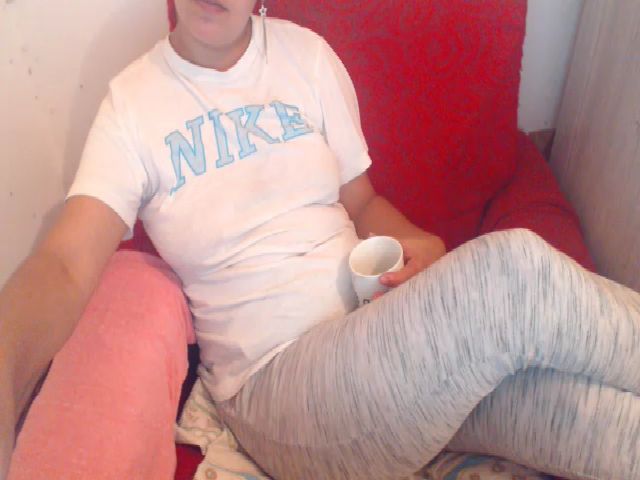 Live sex webcam photo for Carlastar00 #252670372