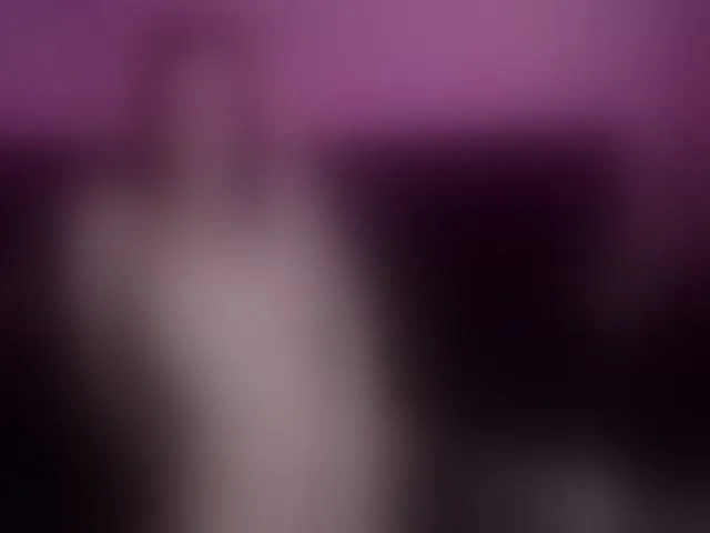 Live sex webcam photo for EmmaBryan #241314501