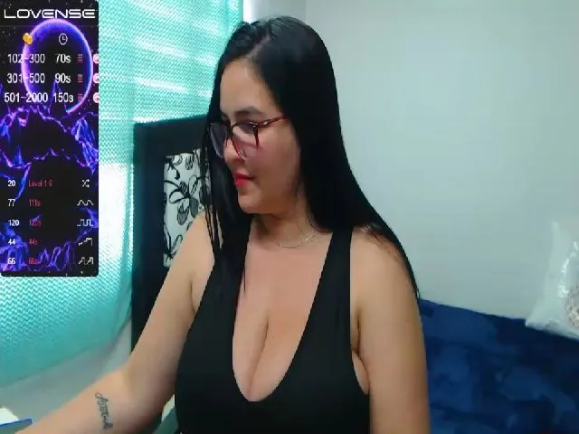 Live sex webcam photo for Valeriia01 #262310753