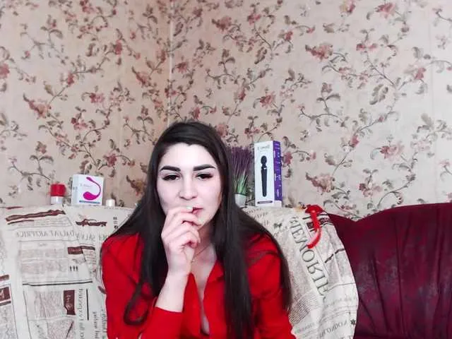 Live sex webcam photo for AnnaRyder #241037683