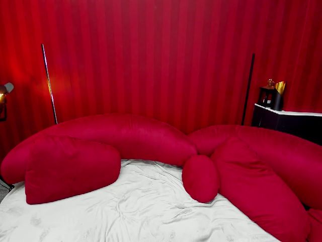 Live sex webcam photo for BestCamGirll #261925189