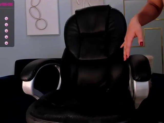 Live sex webcam photo for JessieJacobs #249707243