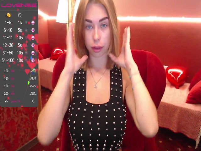 Live sex webcam photo for MeowGirll #252737127