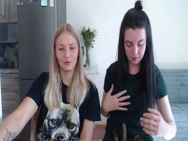 Live sex webcam photo for UrBlack_Kitty #264138996