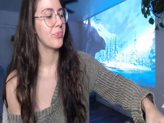 Live sex webcam photo for kewcumber #265343788