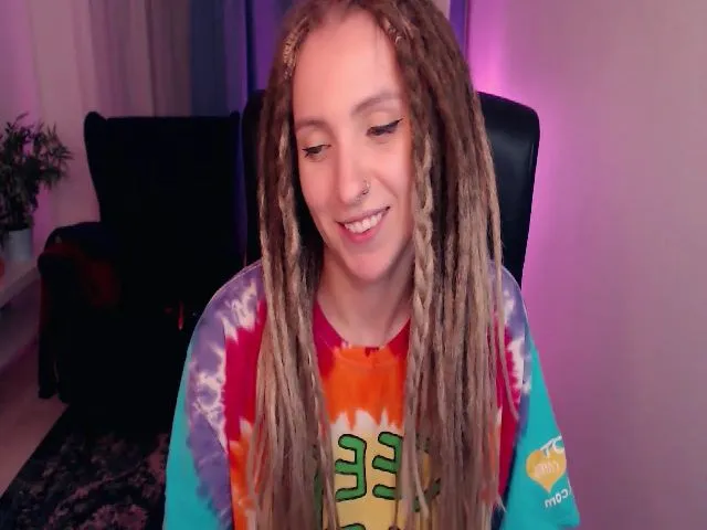 Live sex webcam photo for SammerHottie #263095257