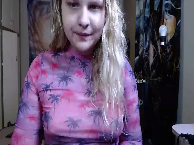 Live sex webcam photo for emilyhaze #254376167