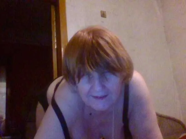 Live sex webcam photo for MioritaHard #287967978