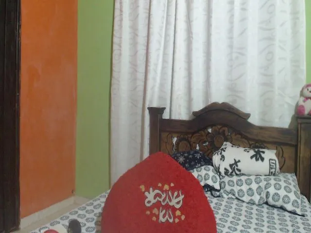 Live sex webcam photo for Mao02 #256639919