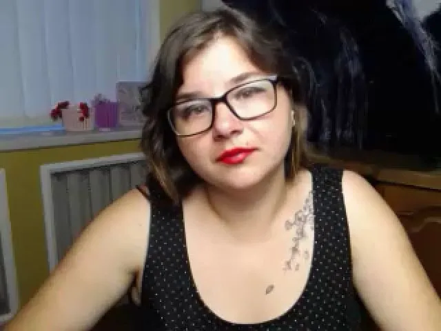 Live sex webcam photo for MonLais #257693784
