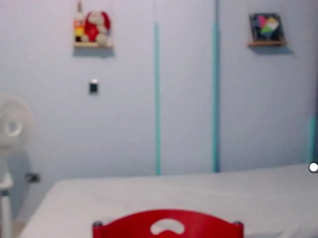 Live sex webcam photo for beckysex7 #252138743