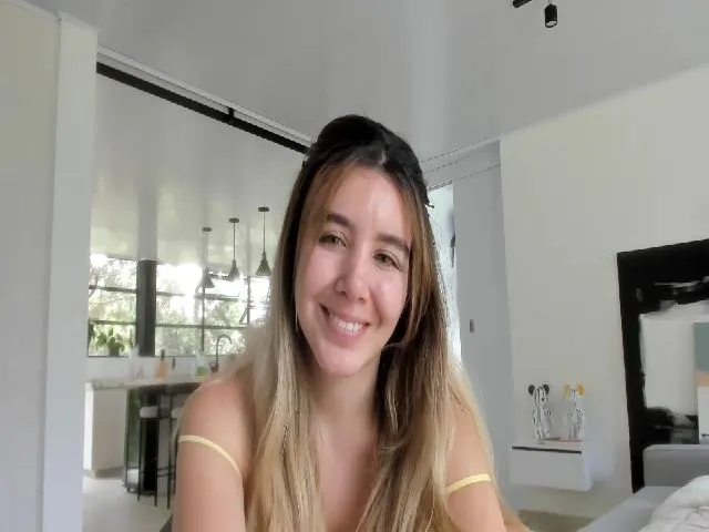 Live sex webcam photo for LauraVega #256001708