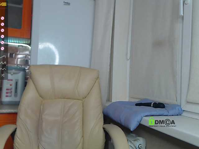 Live sex webcam photo for baaayyyy #241179911