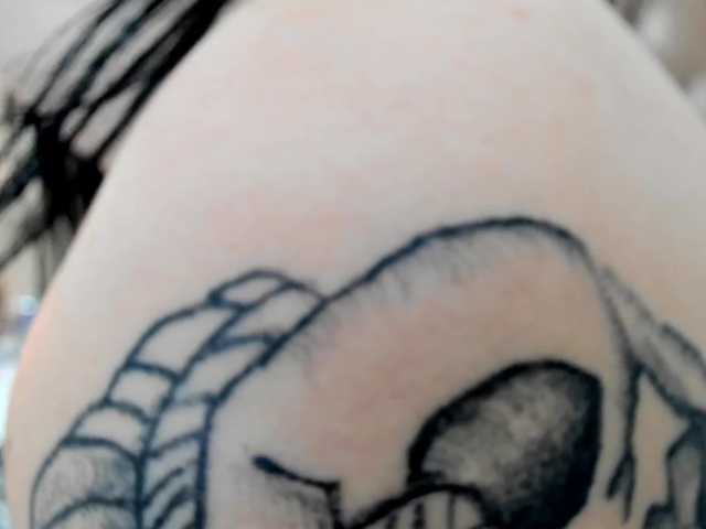 Live sex webcam photo for TalyiaLove #241046369