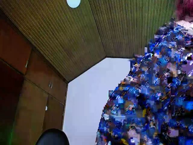 Live sex webcam photo for Cristal_19 #255026155