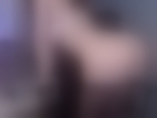 Live sex webcam photo for -EliSwan- #240969063