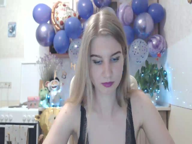 Live sex webcam photo for Ms_Charming #256503442