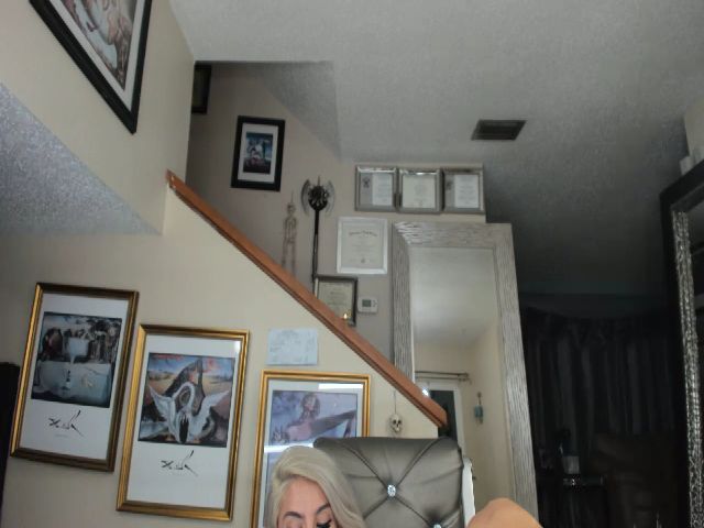 Live sex webcam photo for ADRIANA_FOX #256152838