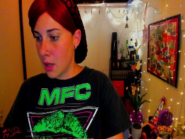 Live sex webcam photo for FoxyDame #255832124